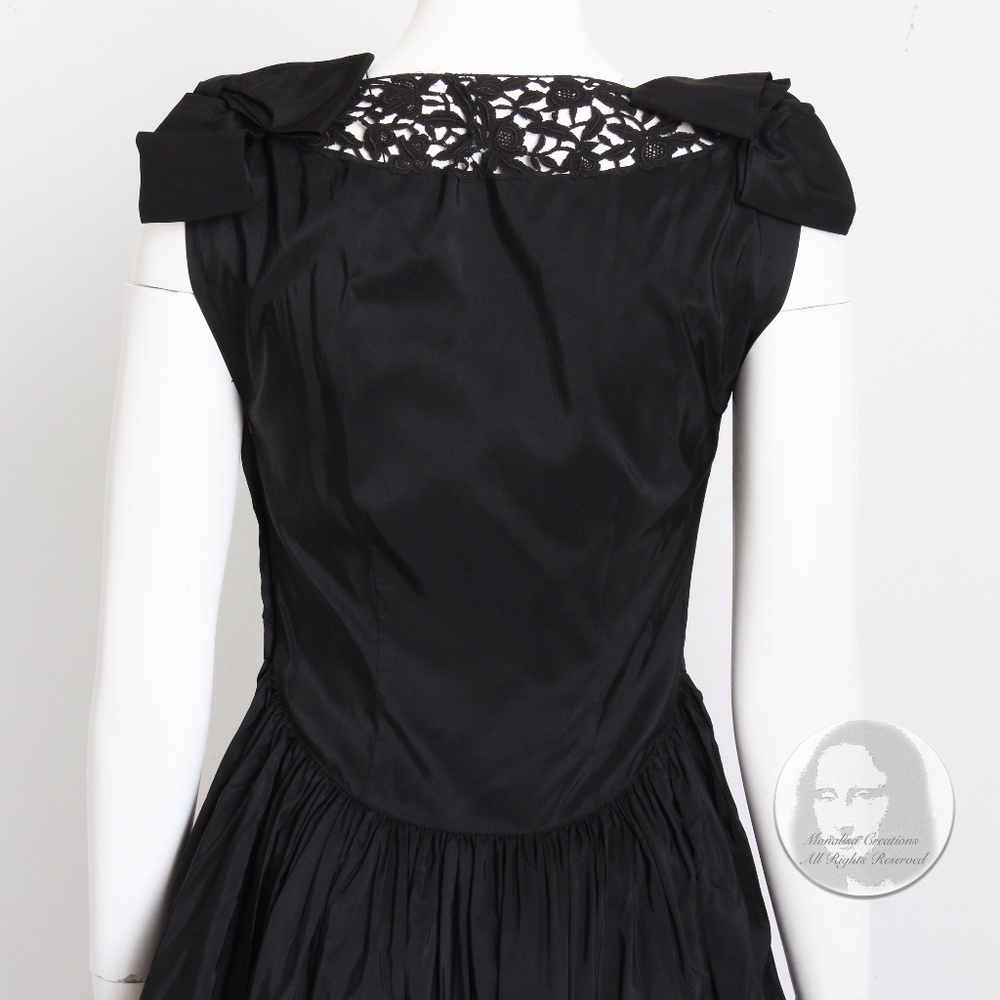 Vintage 40s Party Dress Black Taffeta with Scalloped Lace Hem Irving Detroit - Picture 11 of 14